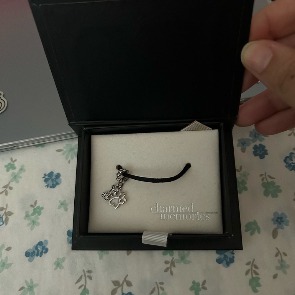 Bracelet charm